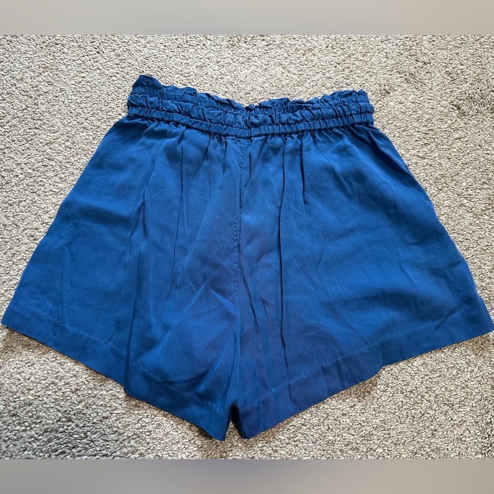 H&M Blue High Waisted Shorts - Picture 2 of 4